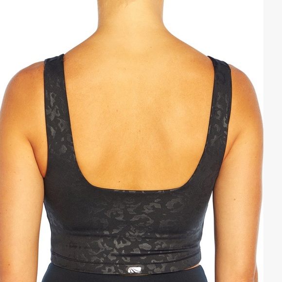 NWT Marika Black Embossed Lola Longline Sports Workout Bra Removable Pads Med - Picture 4 of 5